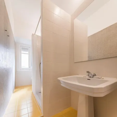 Guestready - Relaxing For 2 Near The City Centre Lisbon